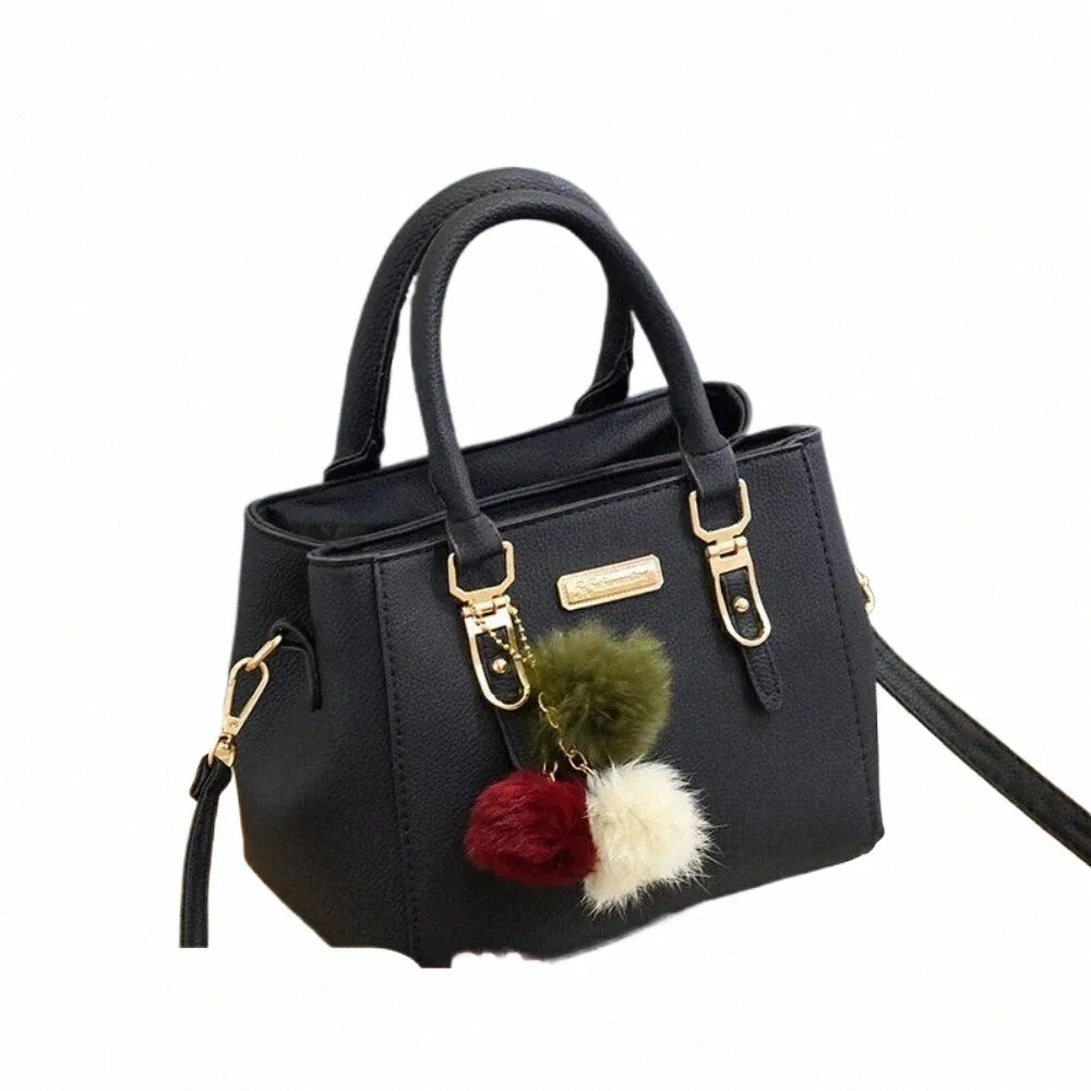 DHgate.com:Womens Vintage Plush Tassel Leather Handbag DHgate.com:Womens Vintage Plush Tassel Leather Handbag