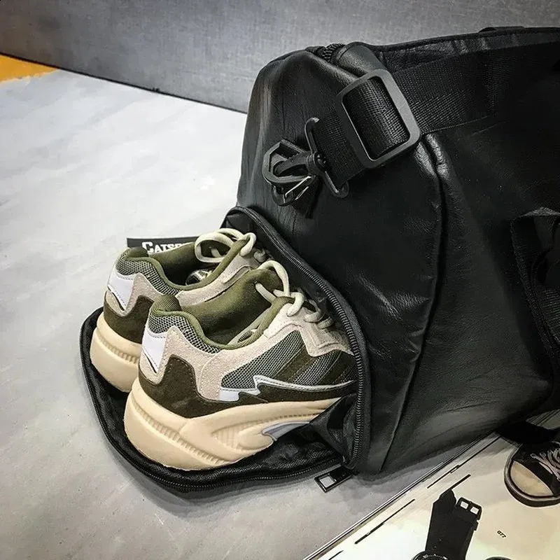 Premium Leather Gym Bag with Shoe Compartment - Mens Sports  display picture 2
