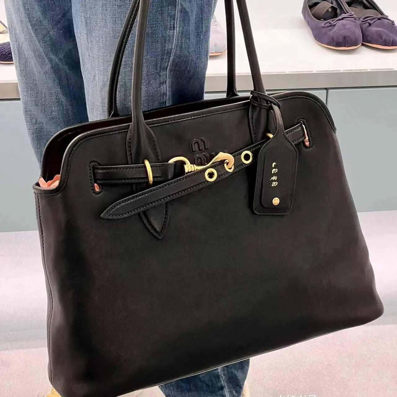 Premium Grained Leather Tote Bag: Large Capacity Womens Genuine