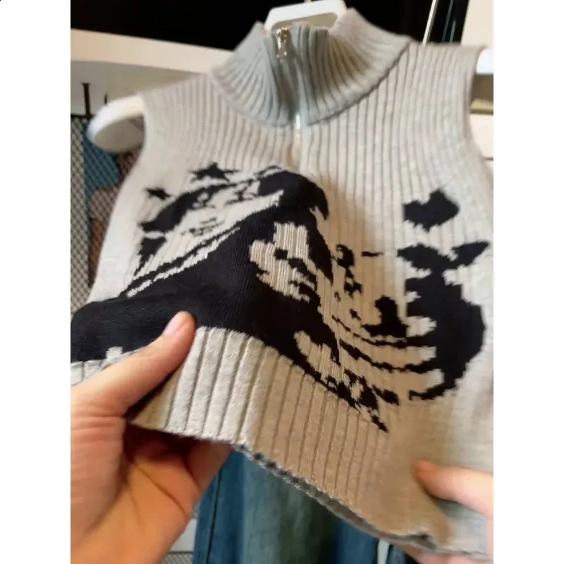 Y2K Cropped Sweater Vest - Vintage Graphic Knitwear, Sleeveless Summer Turtleneck, Korean Anime Streetwear Y2K Cropped Sweater Vest - Vintage Graphic Knitwear, Sleeveless Summer Turtleneck, Korean Anime Streetwear