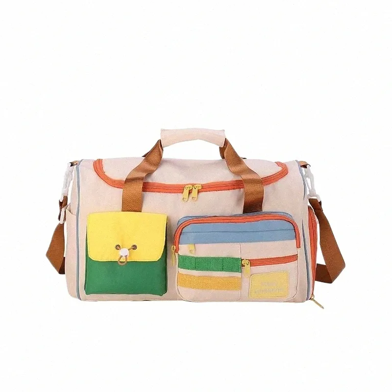 Multi pocket duffle bag hotsell