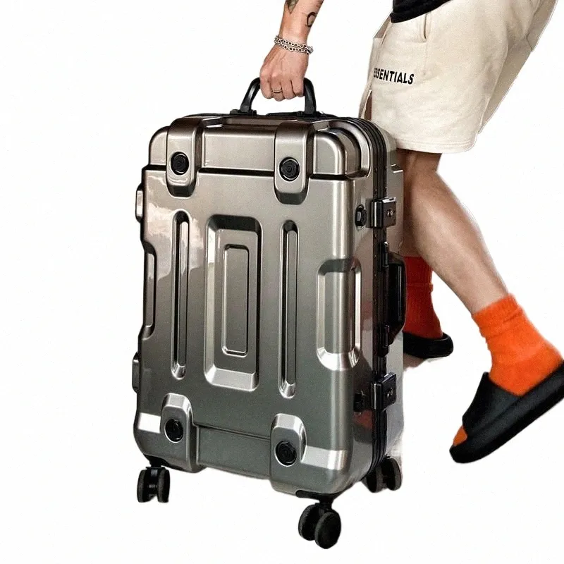 Large Capacity Rolling Luggage Durable Hardshell Suitcase