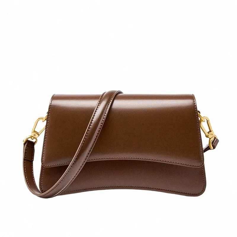 Small Flap Menger Bag Glossy Leather 2024 Spring Crossbody Purse