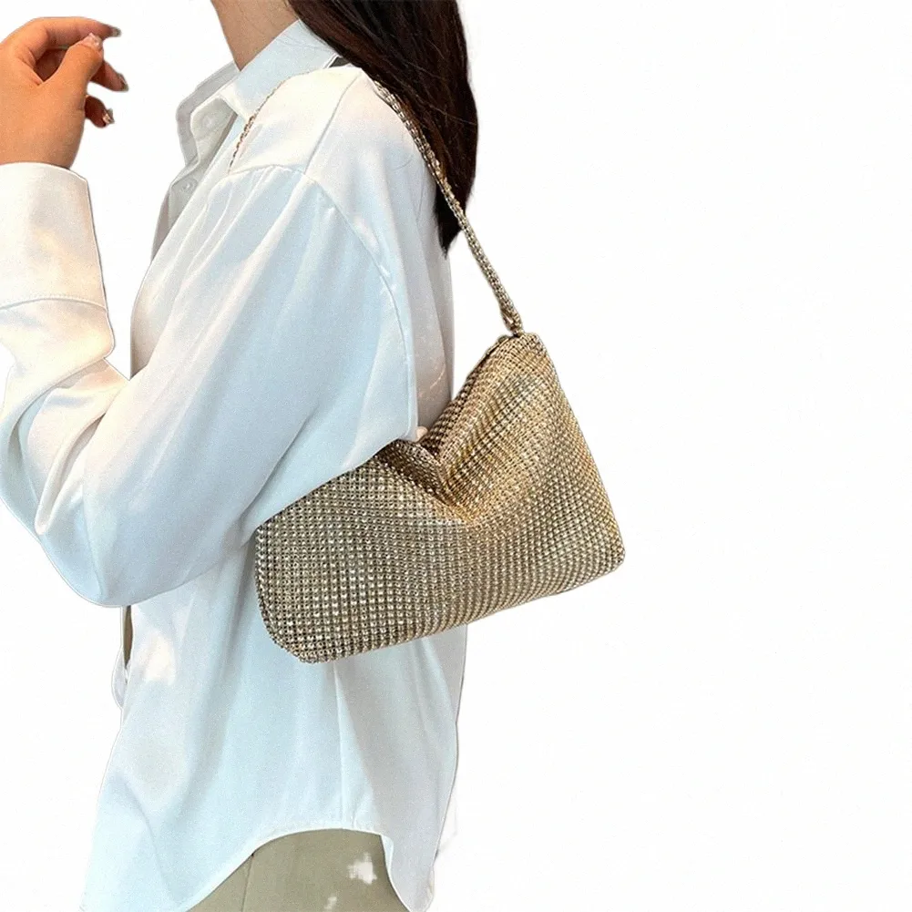 Everyday shoulder bag hotsell