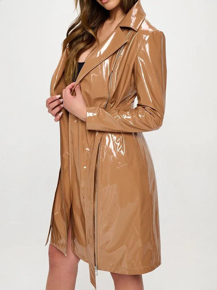 Vintage glossy long trench coat(ライナー付) Shiny Patent Leather Trench Coat: Elegant Long Jacket with