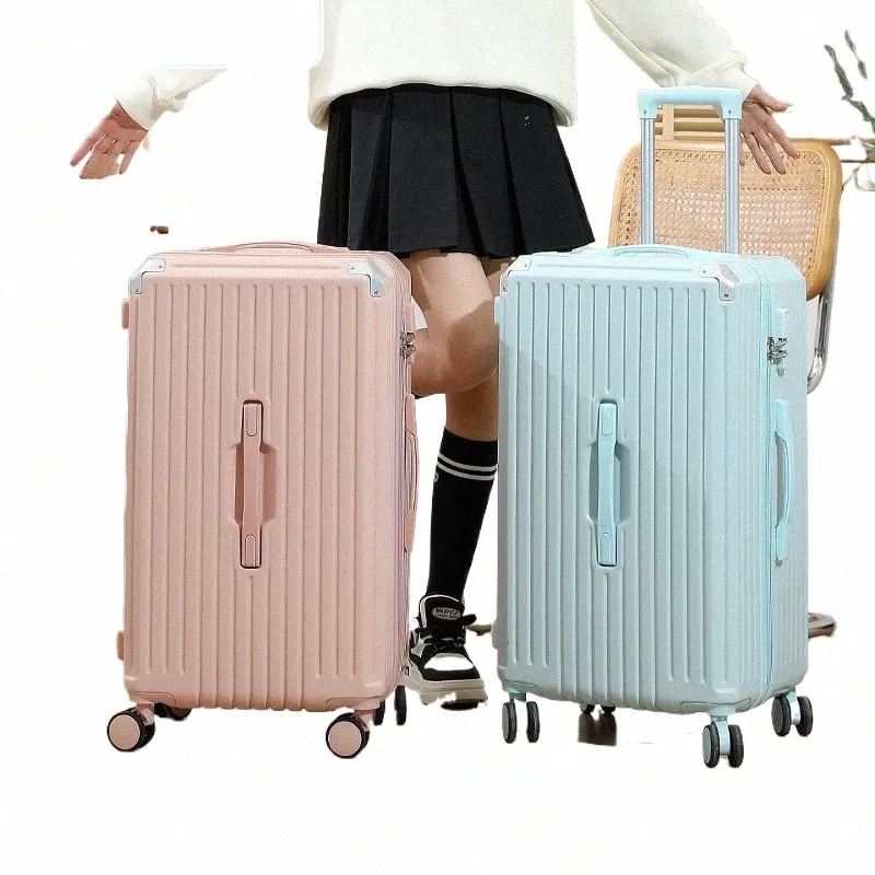 Large Capacity Rolling Luggage Womens Oversized Suitcase with