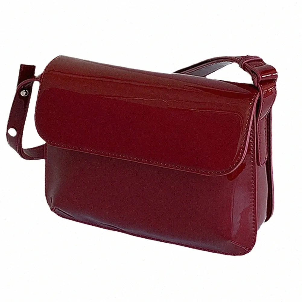 DHgate.com:Retro Chic Small Square Bag - Vintage Womens