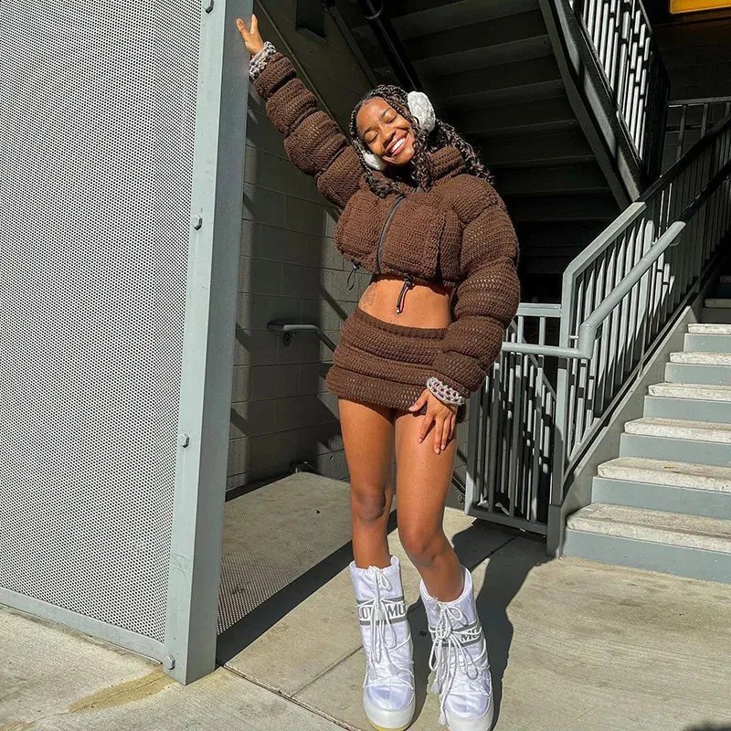 Womens Cozy Knitted Puffer Skirt Outfits: High-Waisted Winter Warm