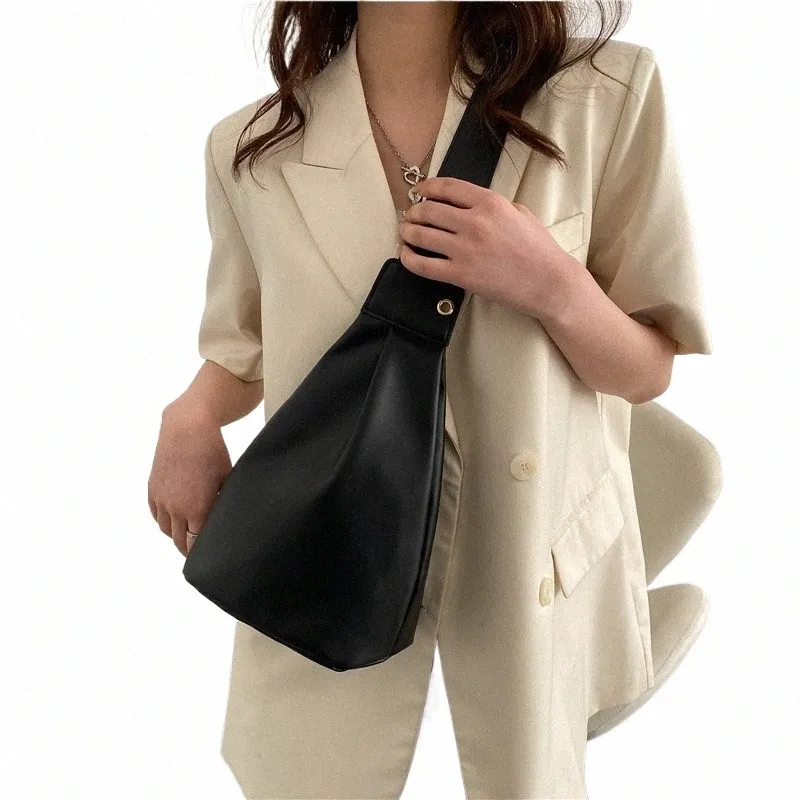 Trendy Small Crossbody Bag Stylish Womens Chest Bag, Retro PU - Main Image