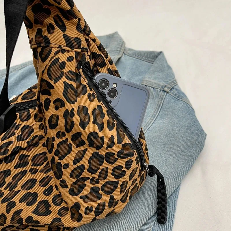 COOTIE クーティ 通販 20SS Corduroy Leopard Drawstring Bag