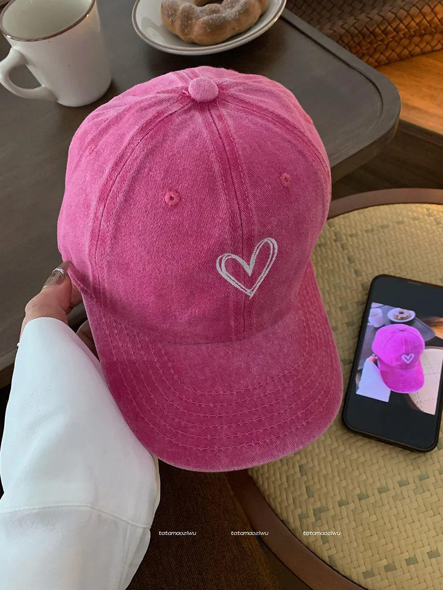 Baseball Cap Cotton Dome Top Heart Pattern Embroidery  display picture 1