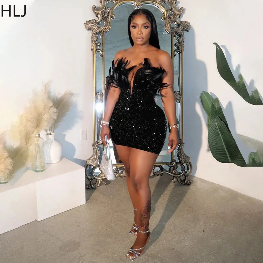 Black Sequin Floor-Length Tube Dress with Zipper Closure and Short Sleeves  for Women from Dhgate Runway Dresses - price 67.34