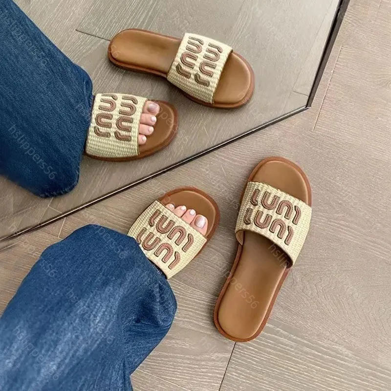 Luxe Woven Mule Sandals: Designer Leather Slides, Raffia Beach