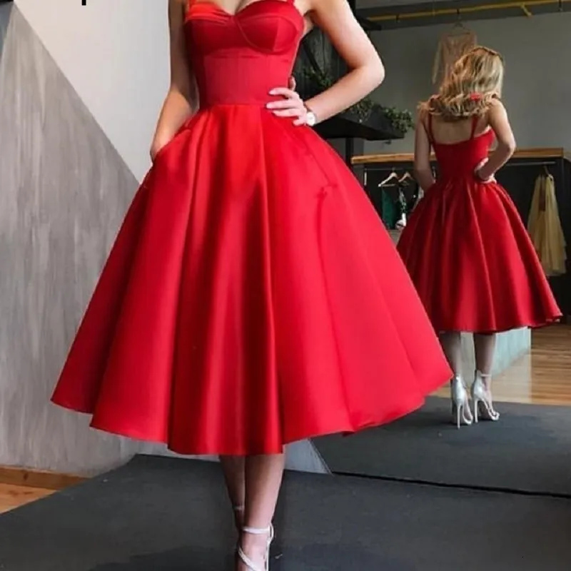 Elegant Red Short Cocktail Dresses Women Satin Party Dress For