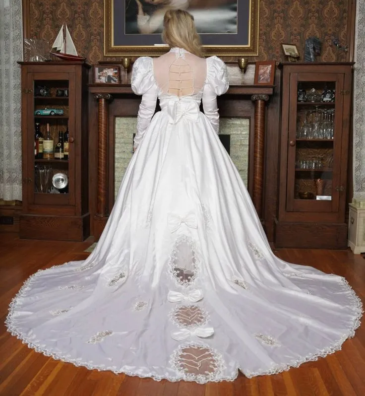 Vintage Puff Sleeves Lace Beaded Wedding Dresses A... From Dreamweddings, $162.39 | DHgate.Com Vintage Puff Sleeves Lace Beaded Wedding Dresses A... From Dreamweddings, $162.39 | DHgate.Com
