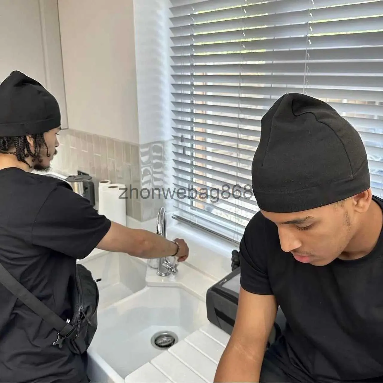 2023 New Knitted Beanie Hat For Men World Skull Running Half