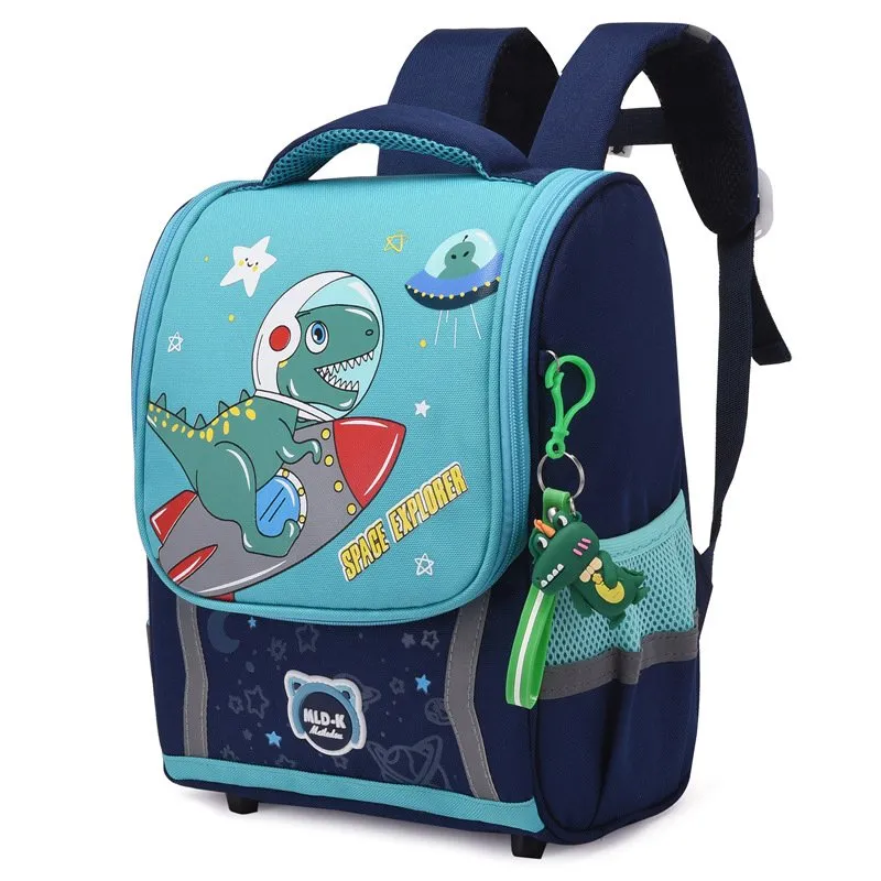 DHgate Dinosaur Kids School Backpack 1st Grade Boys Bags Cute Cartoon Satchels Durable Schoolbag Primary School Book Bag Bags Luggage Accessories