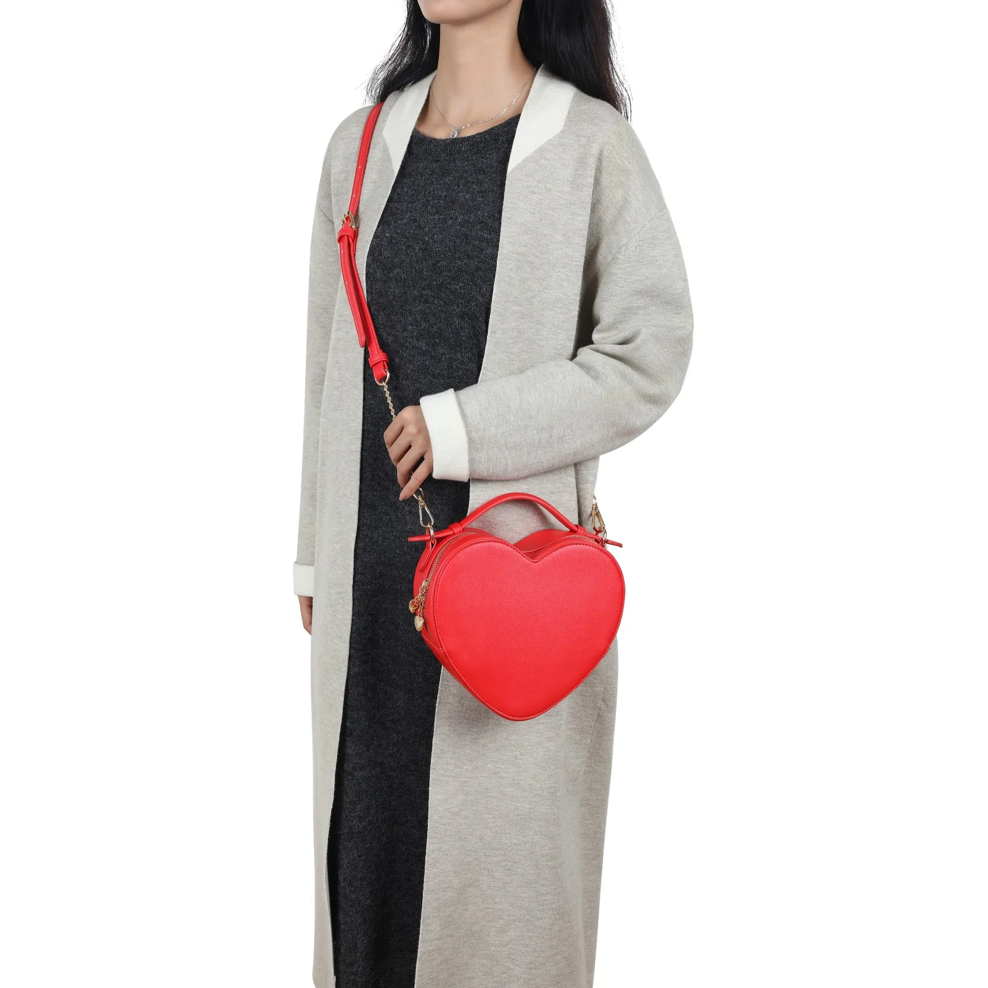 ILLIGO★Heart Linkle Shoulder Bag★リンクルショルダーバッグ ILLIGO】Heart Linkle Shoulder Bag ILLIGO☆Heart Linkle