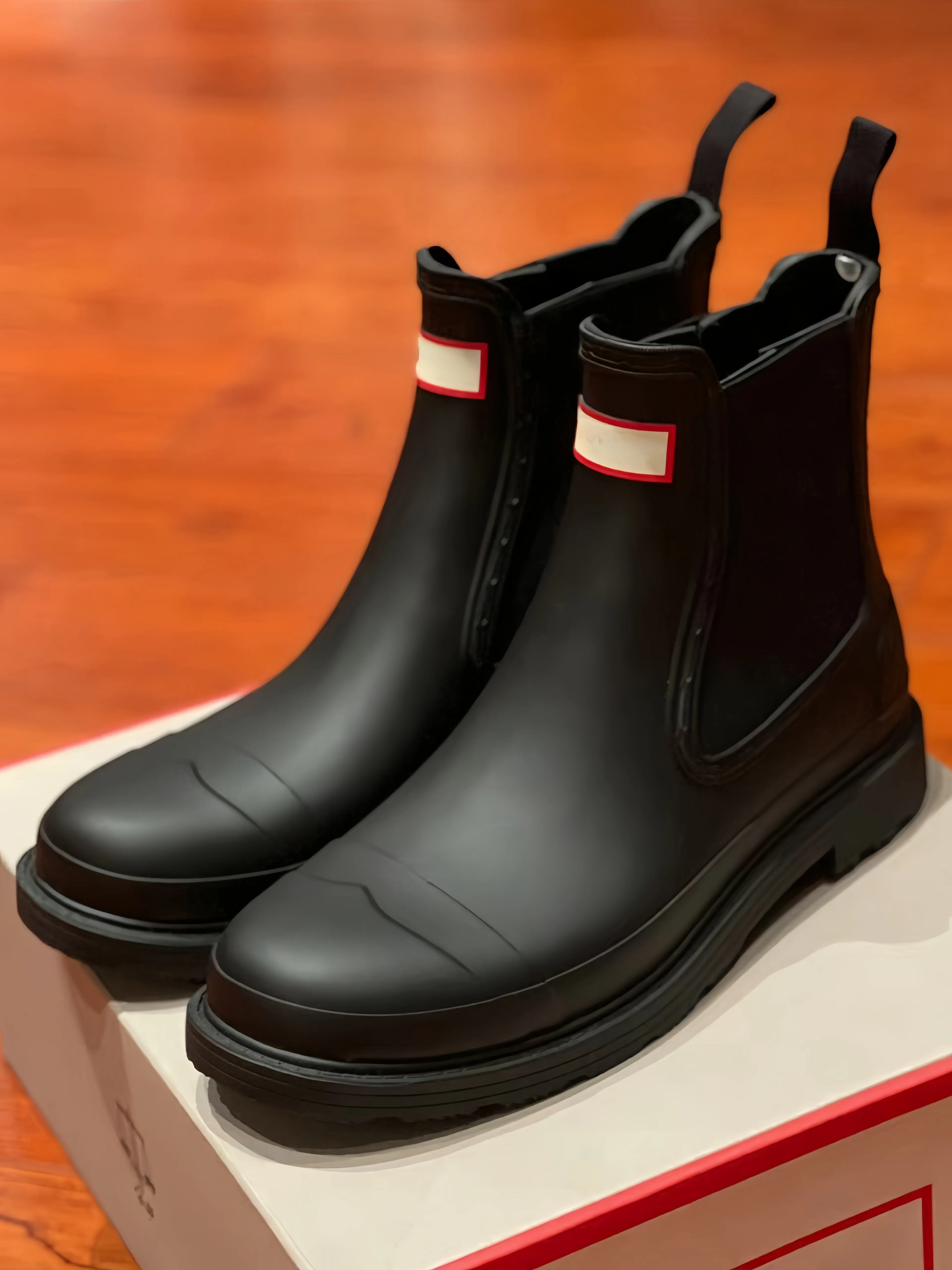 Breathable Designer Chelsea Alyx Bootss For Women Snow Rubber High Wellington Alyx Boots In Black Light Fashionable Autumn Winter Wellies In Sizes 35 42 From Bank0901 50.26 DHgate.Com