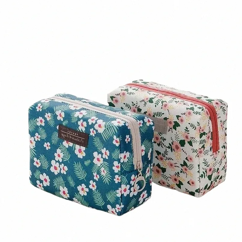 Cute Mini Portable Floral Makeup Bag For Girls Travel Beauty Organizer With Toiletry Storage And Makeup Compartments B1b8 From Glamcrossing 8 DHgate.Com
