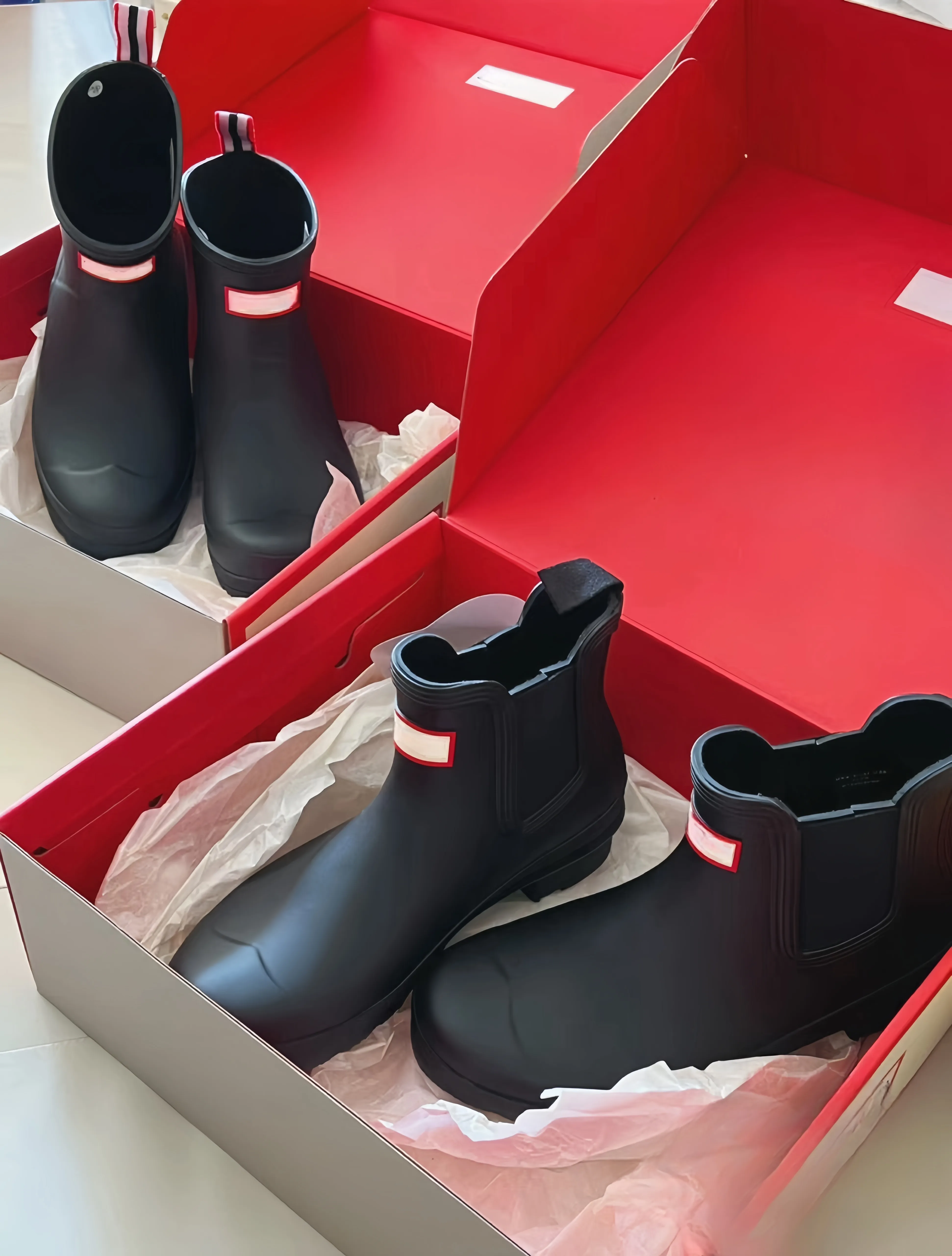 Bulk Classic Waterproof Chelsea Short Rain Boots For Women Designer Tall Rain Short Rain Boots With Wellies Classic Wellington Design Non Slip Sole And Knights Style Available In Sizes 35 42 From