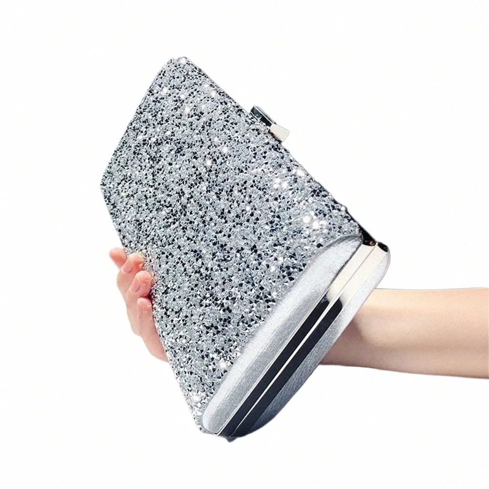 DHgate Exquisite Gold Silver Diamond Sequin Clutch Purse Perfect Evening Handbag for Parties Bags Luggage Accessories