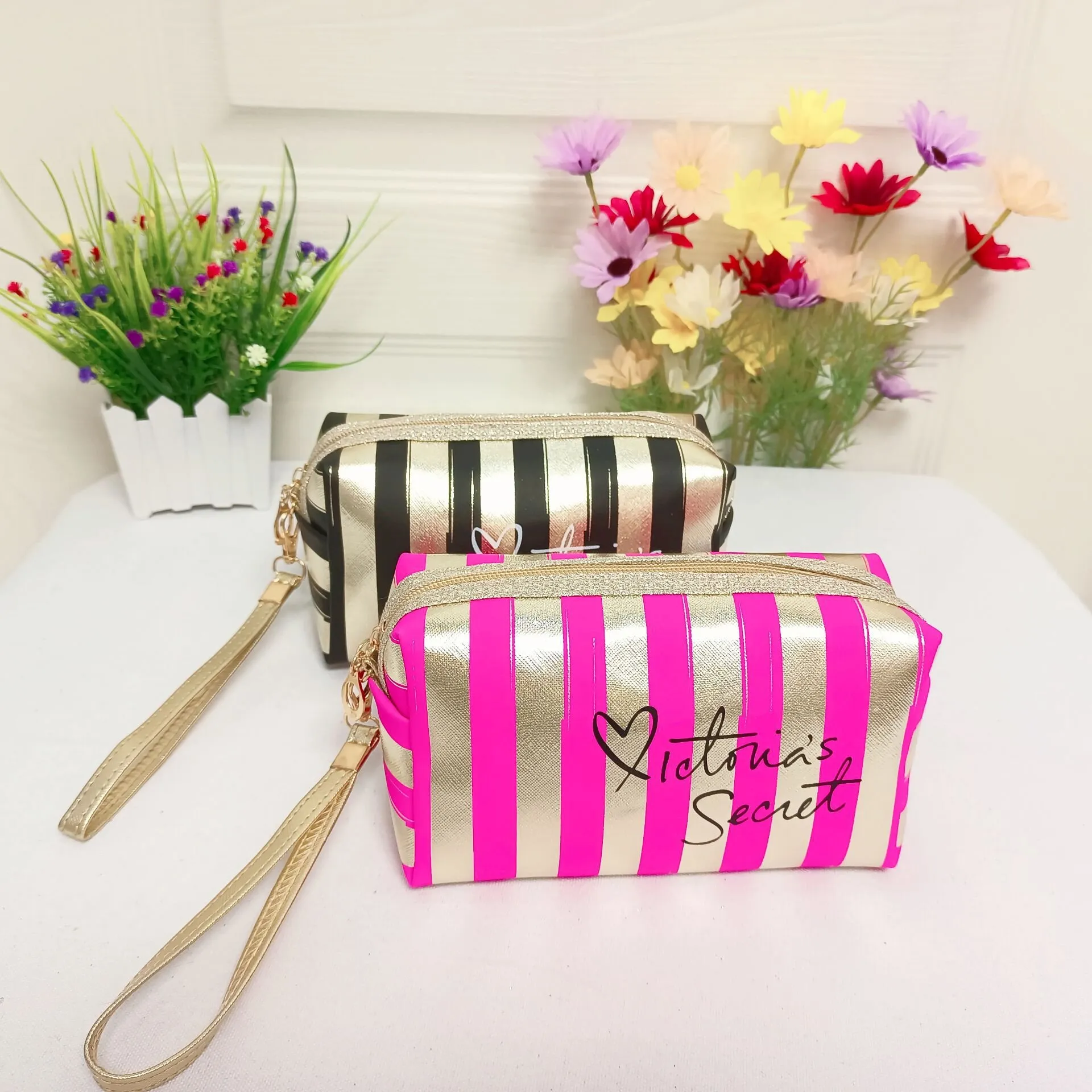Stripe Makeup Bag Portable High Capacity Travel Cosmetic Pouch For Women Water Resistant From Easecarry 9.03 DHgate.Com