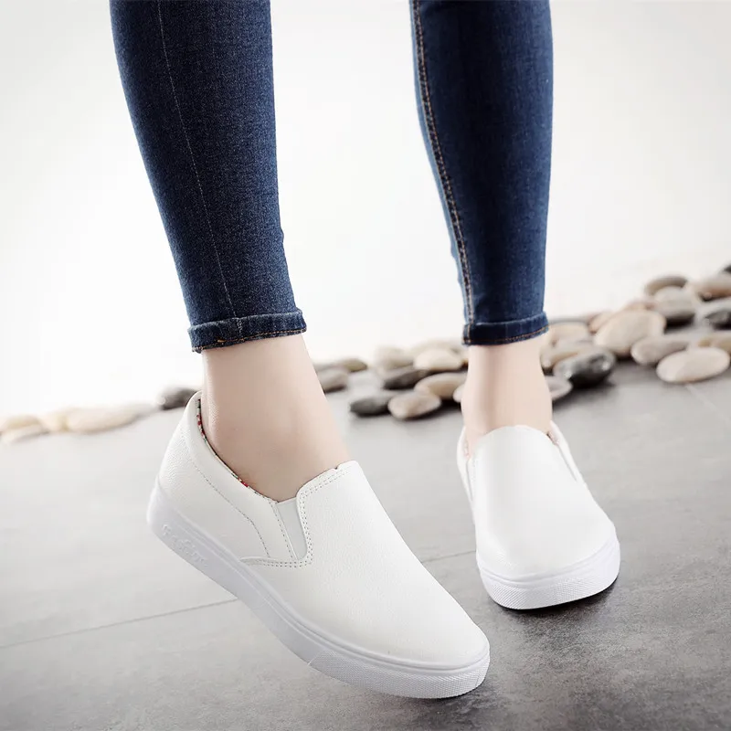 Wholesale Leather Ladies White PU Slip On Flats, Round Toe Ballet Loafers,  Wide Comfy Nursing Shoes For Hospital, Office Lady Summer Dress Shoes At  Only $41.57 | DHgate.Com