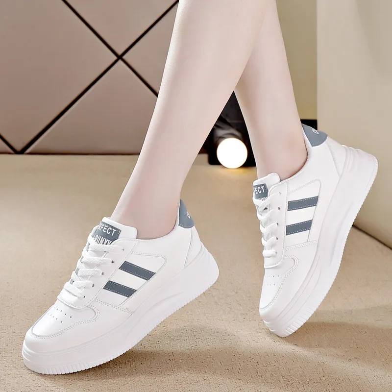 Feversole Sneaker Donna In Pelle PU Con Lacci | Leggere E Con Suola In Gomma | Punta Tonda, Stile Casual - 3