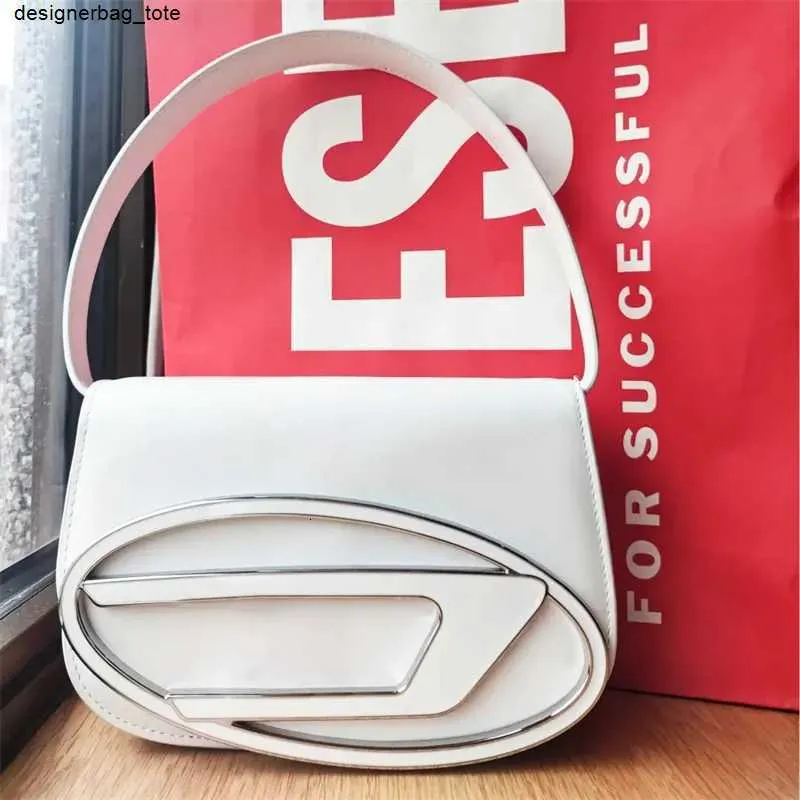 Beautiful designer handbags hotsell