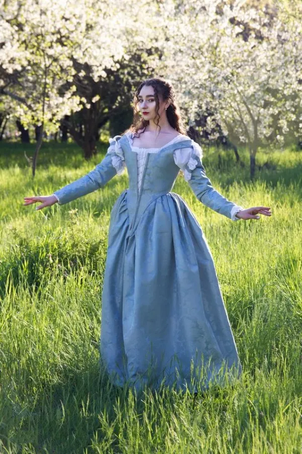 Blue renaissance dress outlet