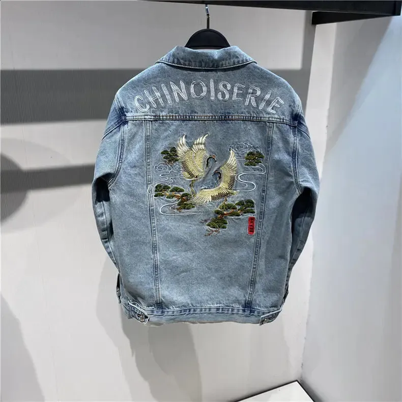 Embroidered Denim Jacket: Classic Mens Style, Premium Wash
