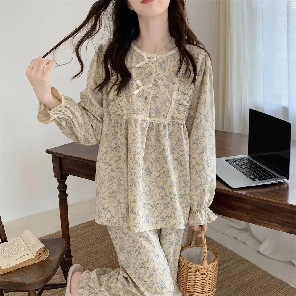 Vintage Women Pajamas Set Acrylic Floral Lace Sleepwear Long Sleeve ...