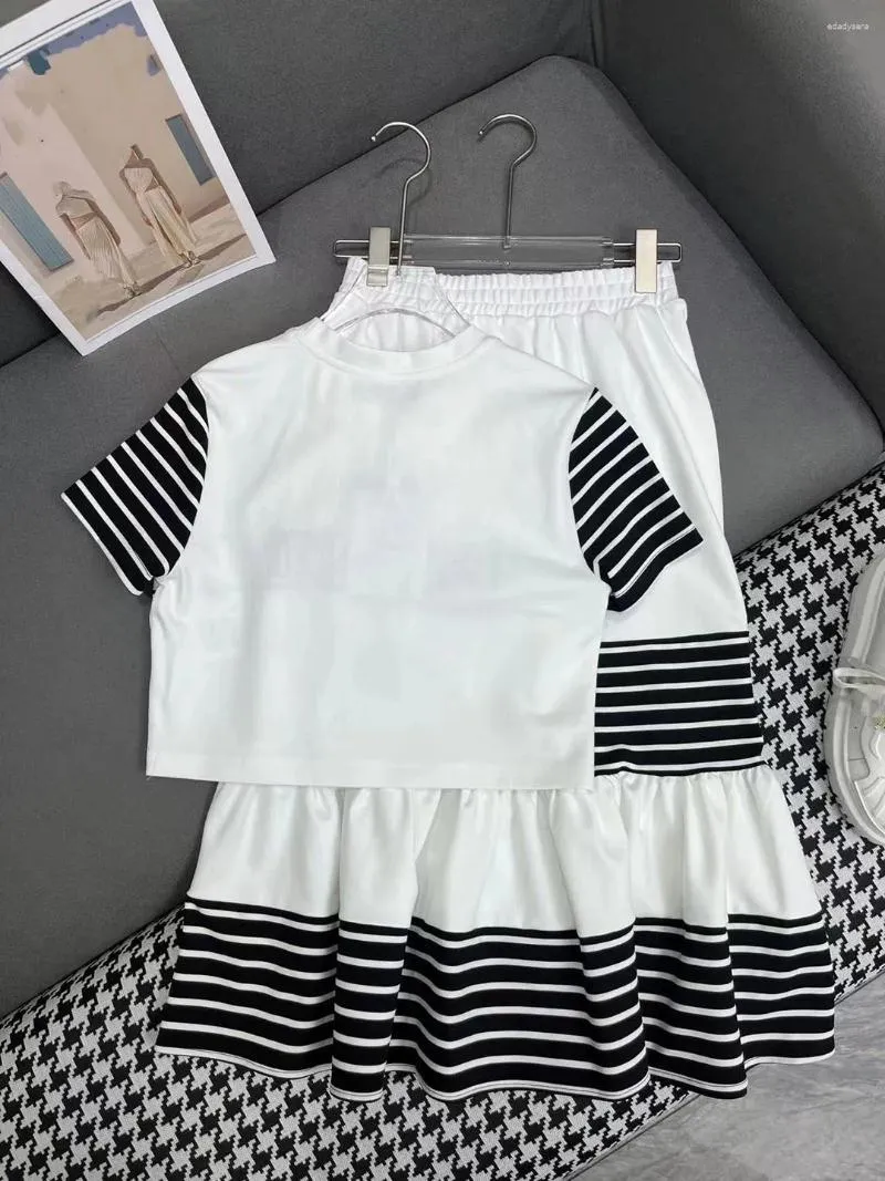 Work Dresses 2024 Spring Chest Insect Letter Embroidery Black And White Stripe Short Sleeved T-shirt With Elastic Waist Skirt Set