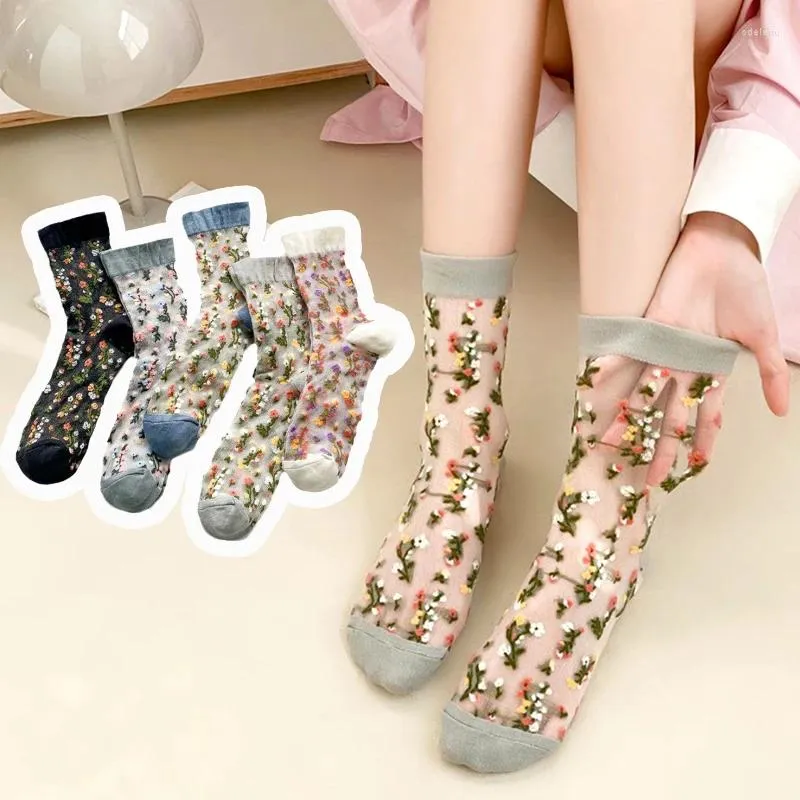 Women Socks 1 Pair Summer Breathable Ultra Thin Transparent Lace Silk Crystal Rose Flower Pattern Girls Elastic Short