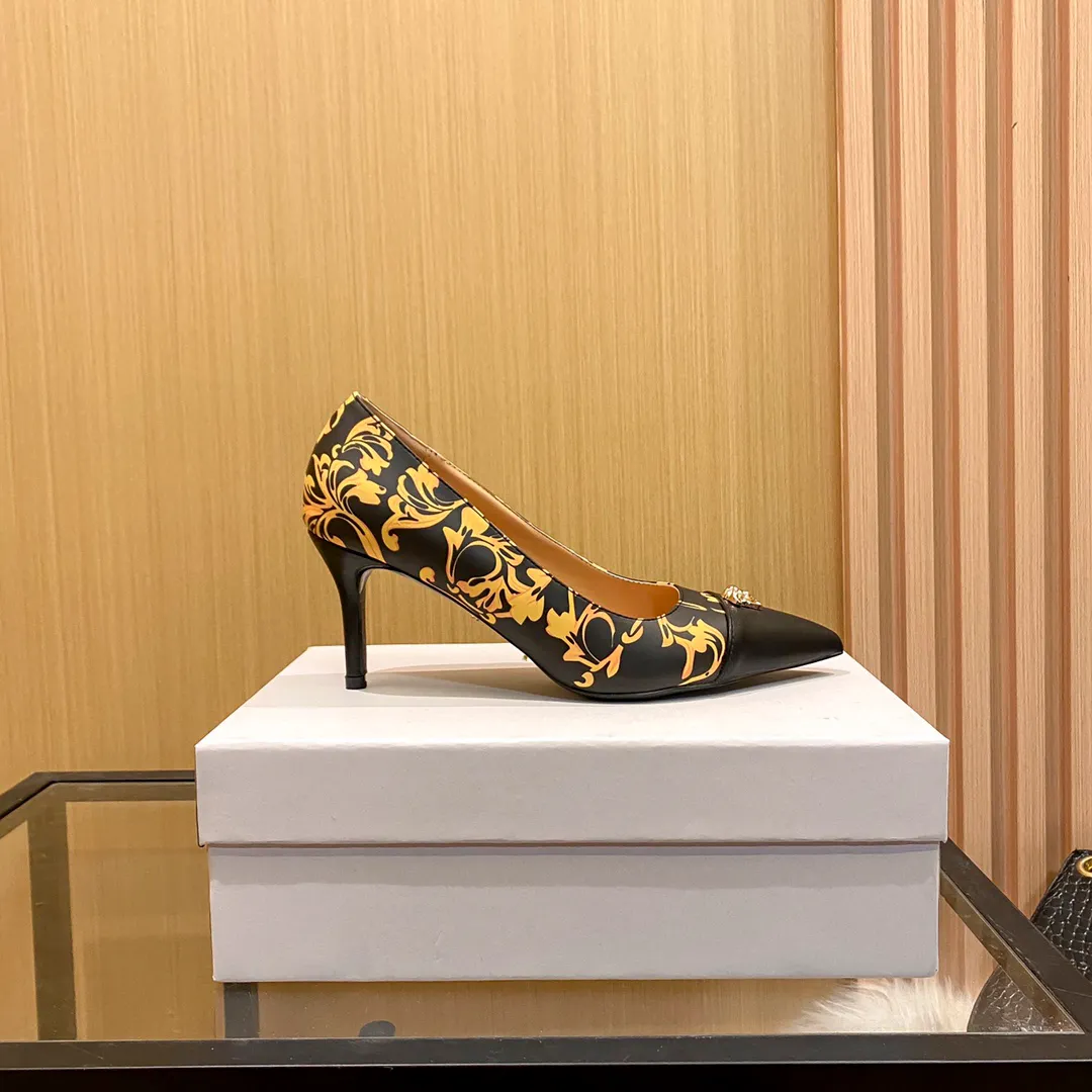 Luxury European Designer Real Leather High Heel Floral Sandals For Women Classic 8cm Heels In Sizes 35 42 From Angelaling 48.25 DHgate.Com