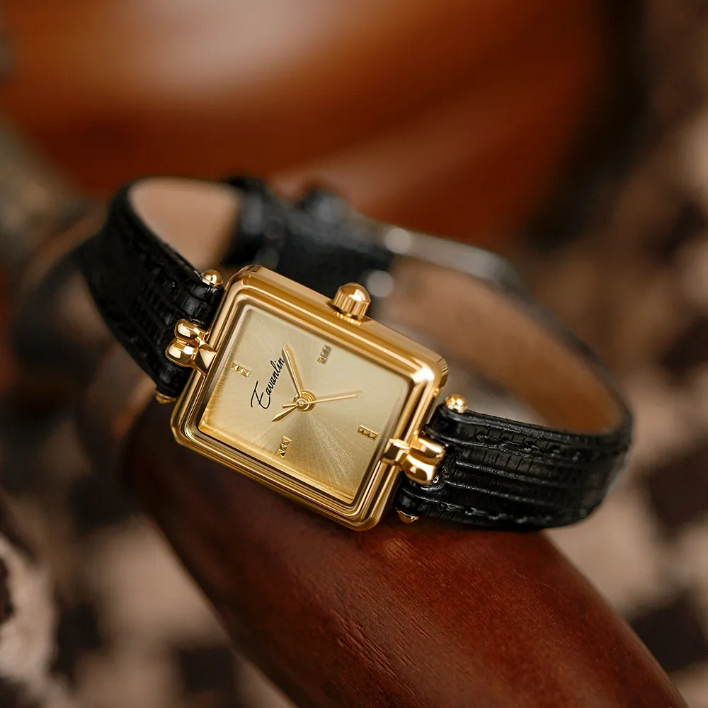 Small Square Watch For Ladies Retro Style Womens Wrist Watch  display picture 1