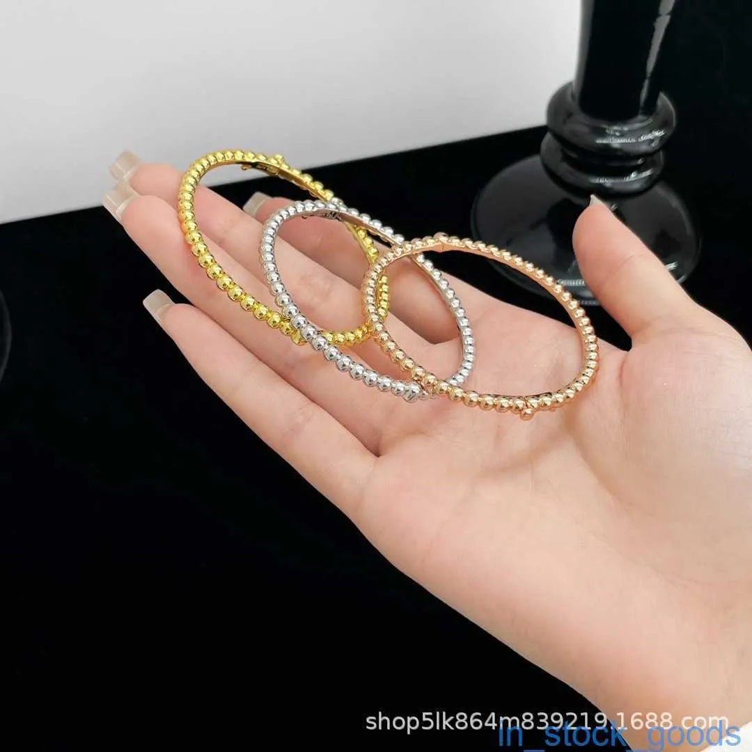 Bracelet de luxe de marque fine pour femmes v or haute édition perlé lisse Bracelet en or Rose femme précision CNC Style coréen Bracelet subtil à la mode