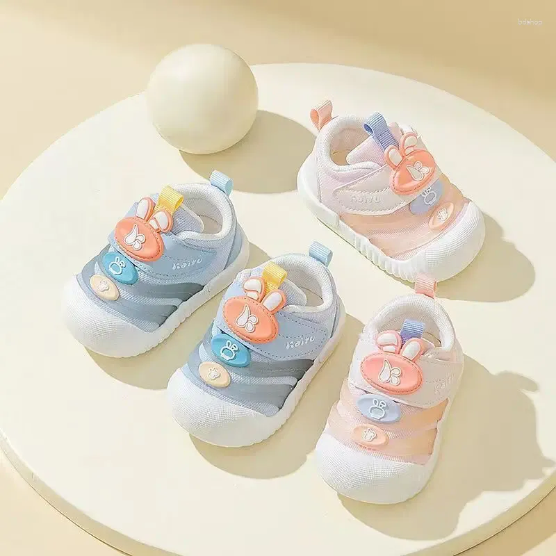 Chaussures de premiers pas pour bébés de 0 à 1 à 2 ans, chaussures respirantes et antidérapantes à semelles souples, printemps et automne
