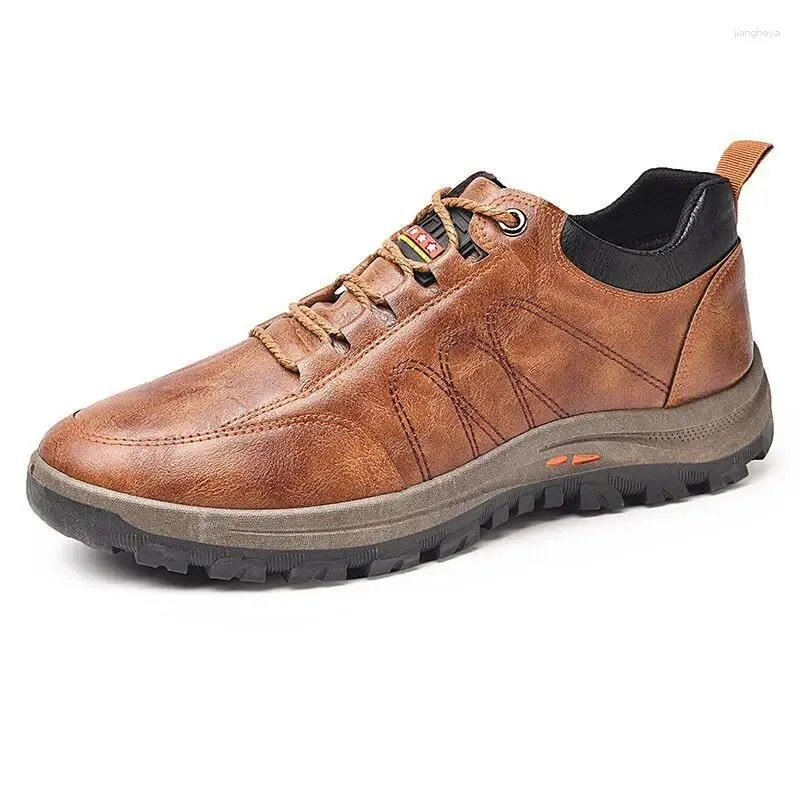 Casual Shoes 2024 Spring Autumn Man Lace Up Non-Slip Hard Wearing Business Outdoor Simple All-Match Fashion Leather Handing