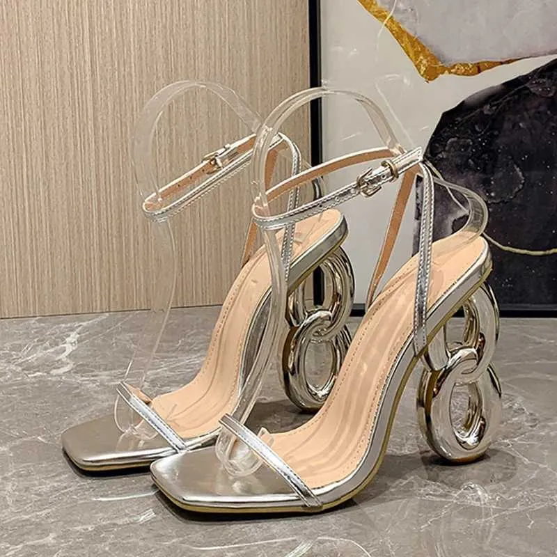 Dress Shoes 2024 New Fashion Metal Hollow Out Strange Heels Gladiator Sandals Women Golden Silver Square Toe Wedding Party Prom Shoes H240401FXN3