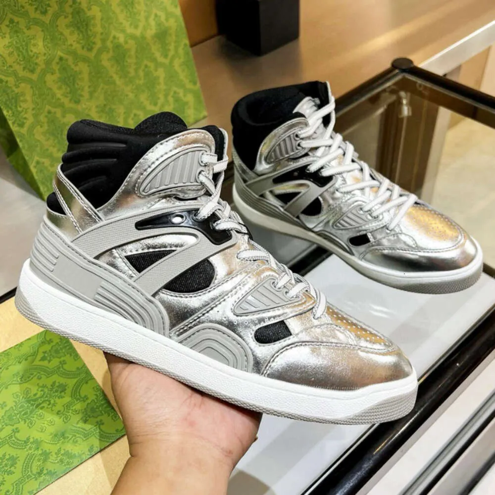 Cofitichequi White Ipottaa Basketball / Sport High Top Shoes - Black Sole