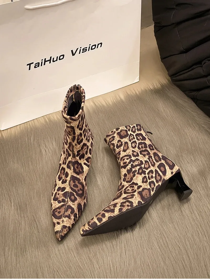 Leopard Print Ankle Boots For Women Fashion Pointed Toe Short Booties_voghion.com
