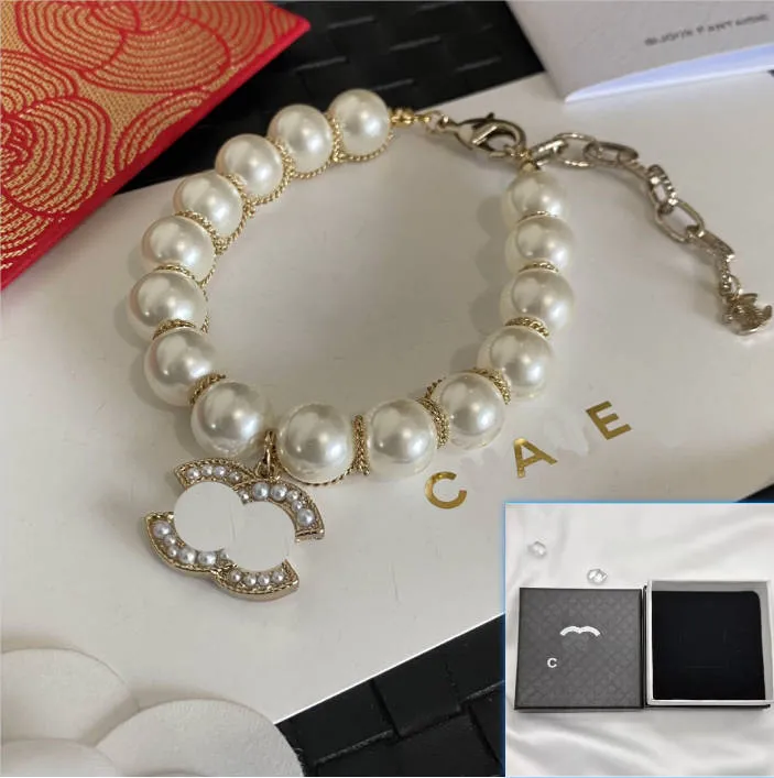 Luxury Gold Plated Bracelet Brand Designer New Pendant Design High Quality Jewelry Bracelet Charming Girl Boutique Gift Bracelet Box