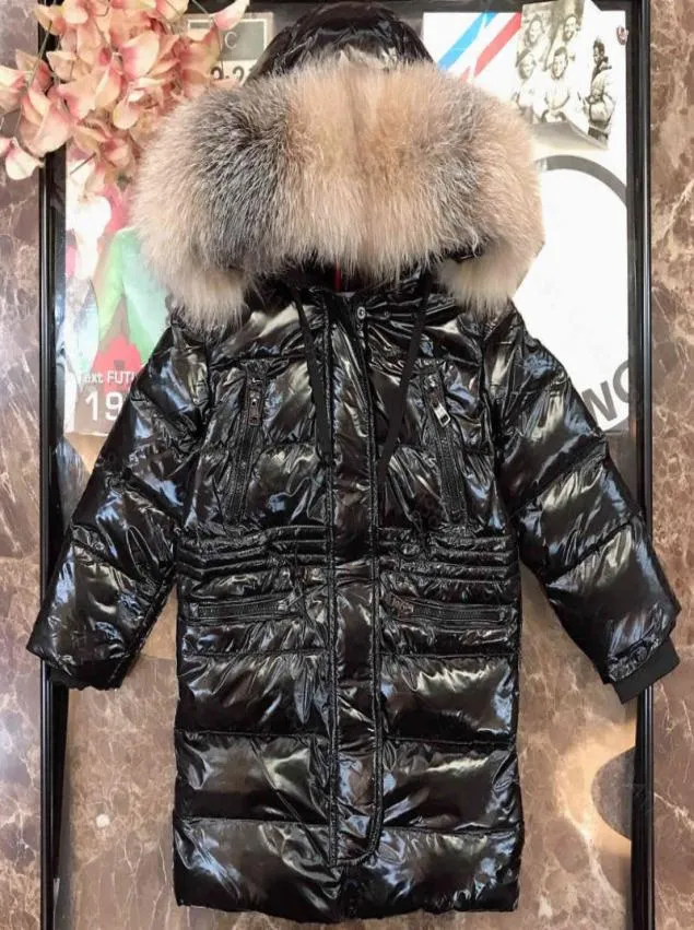2021SS Designer Kids Down Jacket Hat Löstagbar kattlogotyp Silver Foxx Fur Collar Brand Winter Highend Boys Girls Midi Hoodie Coat 4866597
