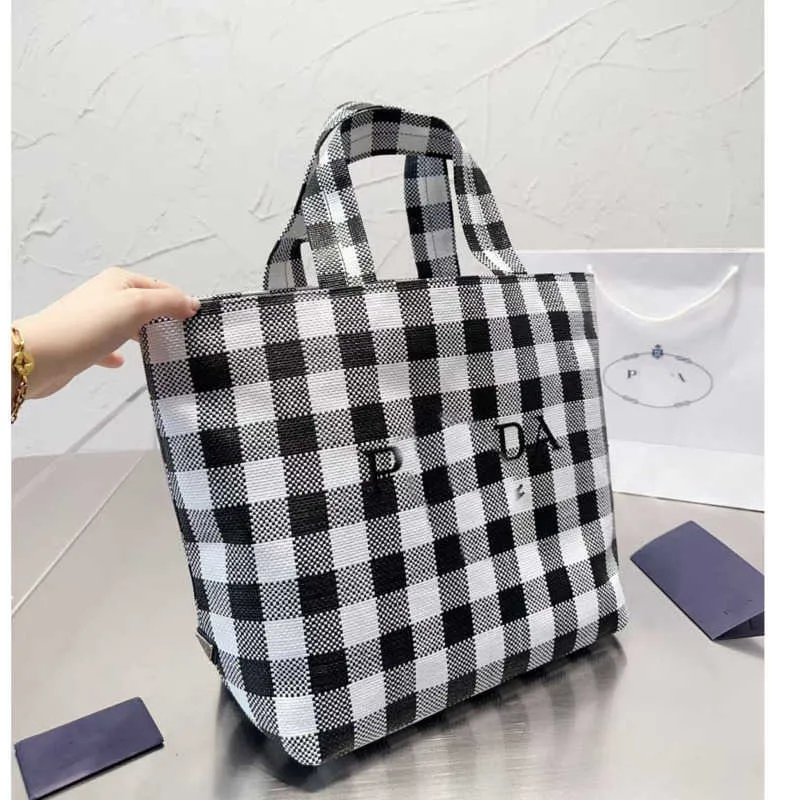 Totes Purs Clearance New Checkered Canvas Weaving Minimalist Commuter Shopping Bag Vegetabilisk korg Handväska