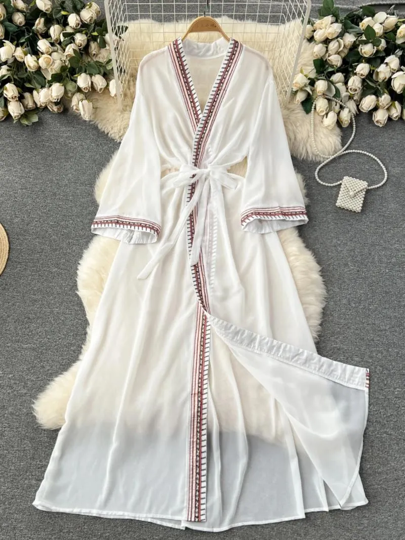 Dames Gebreid Etnische Stijl Chiffon Lang Vest Dames Vintage Borduren Veters Vrouwelijk Zomer Boho Strand Vakantie Vesten Dropship