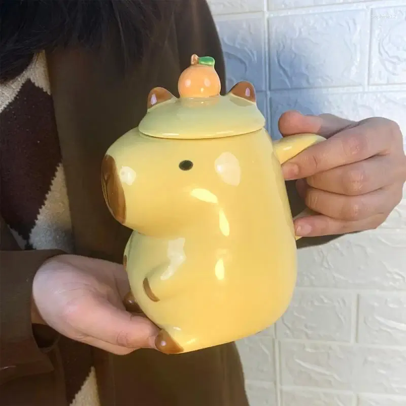 Mugs Cute Capybara Mug Ceramic Coffee 3D Cartoon Couple Cup With Handle And Lid Novelty Funny Animal Tea Gift