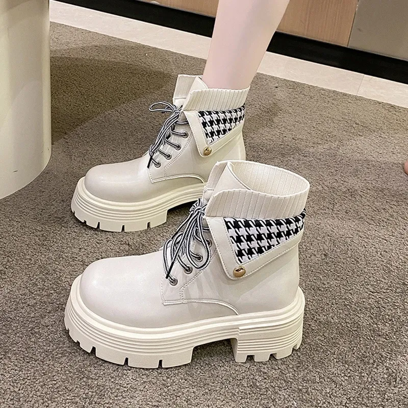 Botas Lady Boots Rock Shoes Woman Round Toe Lace Up Up Plexh Winter Footwear Bootswomen Med Lolita Fur 2022 Autumn tornozelo Roma sólida com