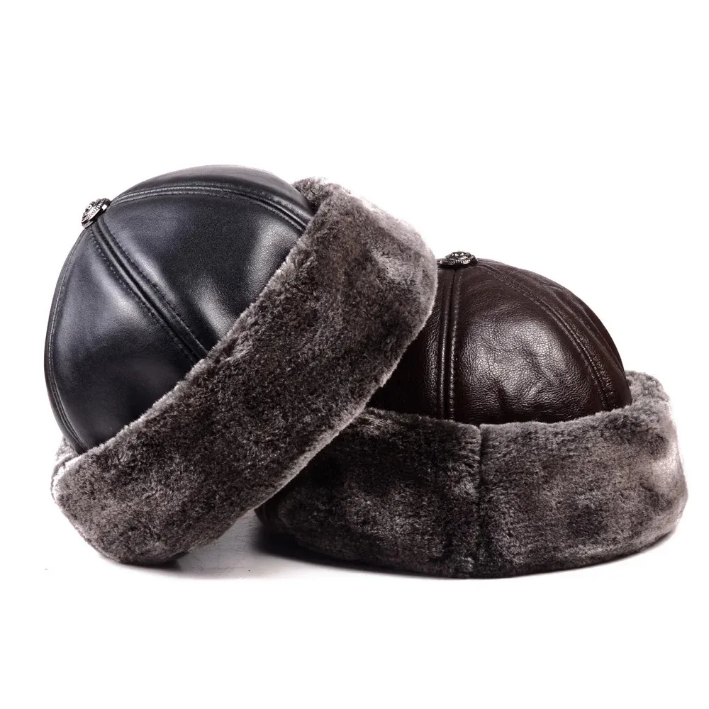 Chapeaux chauds d'hiver pour hommes en plein air épais en cuir véritable fausse fourrure Bonnet rond russe mâle coupe-vent neige casquette de Ski doublé polaire 240311